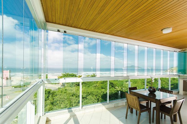 Envidraçamento de Sacada - FT Vidraçaria